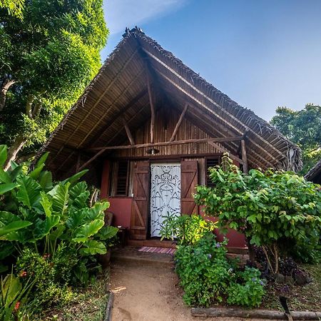 Sakatia Lodge Ampasimena Экстерьер фото